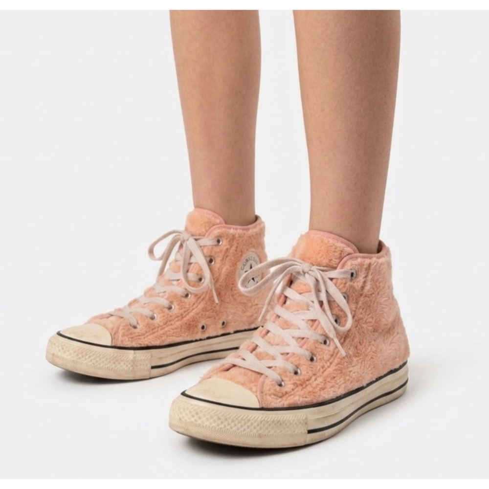 Converse Chuck Taylor Pink Faux Fur High Top Sneakers Womens 8 559027C
